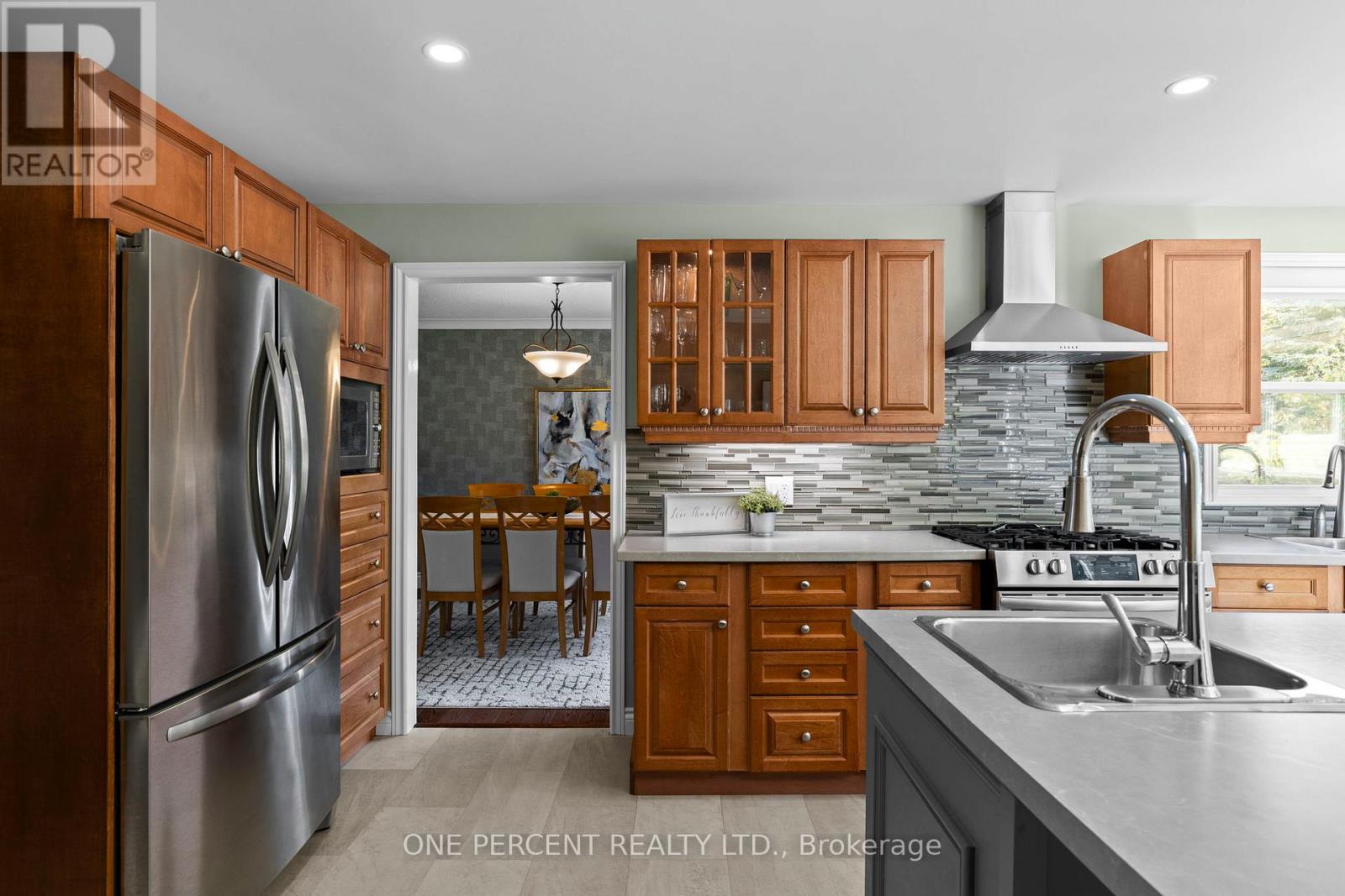 63 Bailey Crescent, Tiny (Wyevale), Ontario  L0L 2T0 - Photo 12 - S12441814