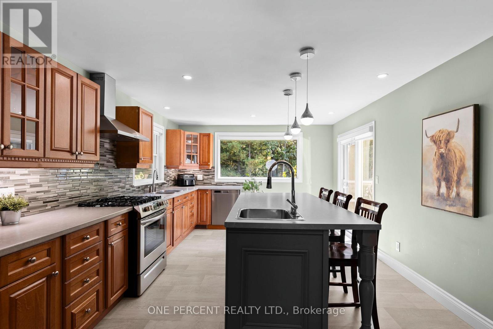 63 Bailey Crescent, Tiny (Wyevale), Ontario  L0L 2T0 - Photo 13 - S12441814