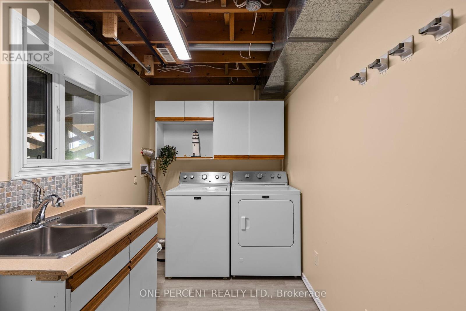 63 Bailey Crescent, Tiny (Wyevale), Ontario  L0L 2T0 - Photo 31 - S12441814