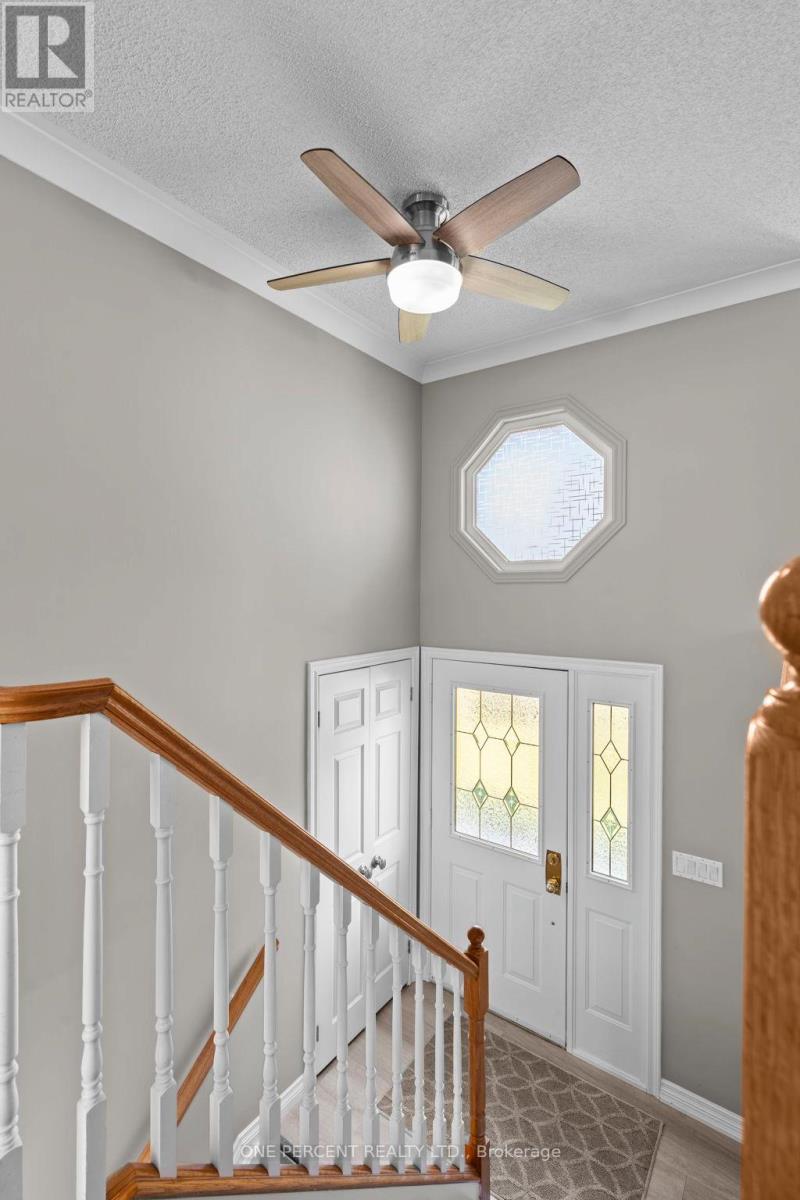63 Bailey Crescent, Tiny (Wyevale), Ontario  L0L 2T0 - Photo 6 - S12441814