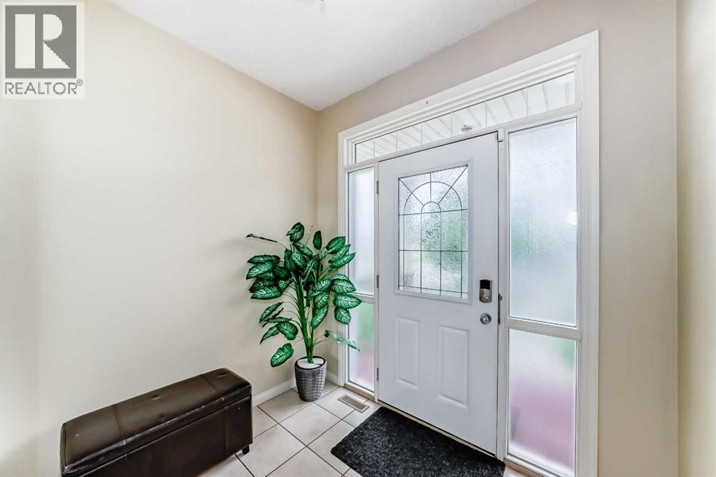 108 Coalbanks Boulevard W, Lethbridge, Alberta  T1k 6A5 - Photo 3 - A2244741