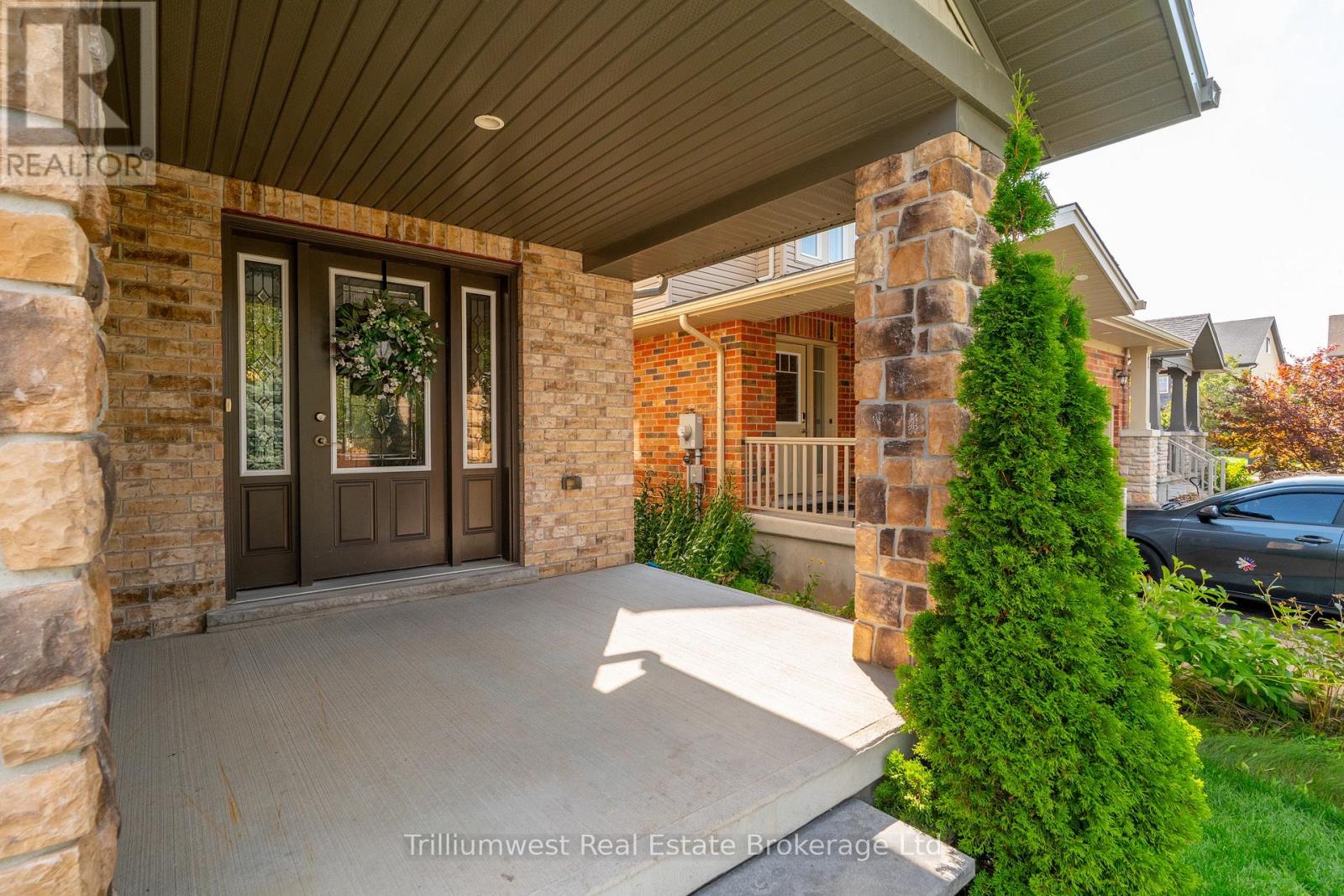 41 Samuel Drive, Guelph, Ontario  N1L 0K1 - Photo 2 - X12441860