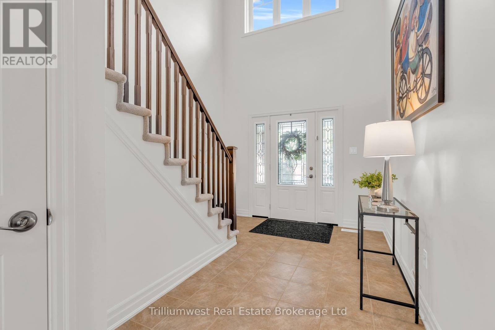 41 Samuel Drive, Guelph, Ontario  N1L 0K1 - Photo 3 - X12441860