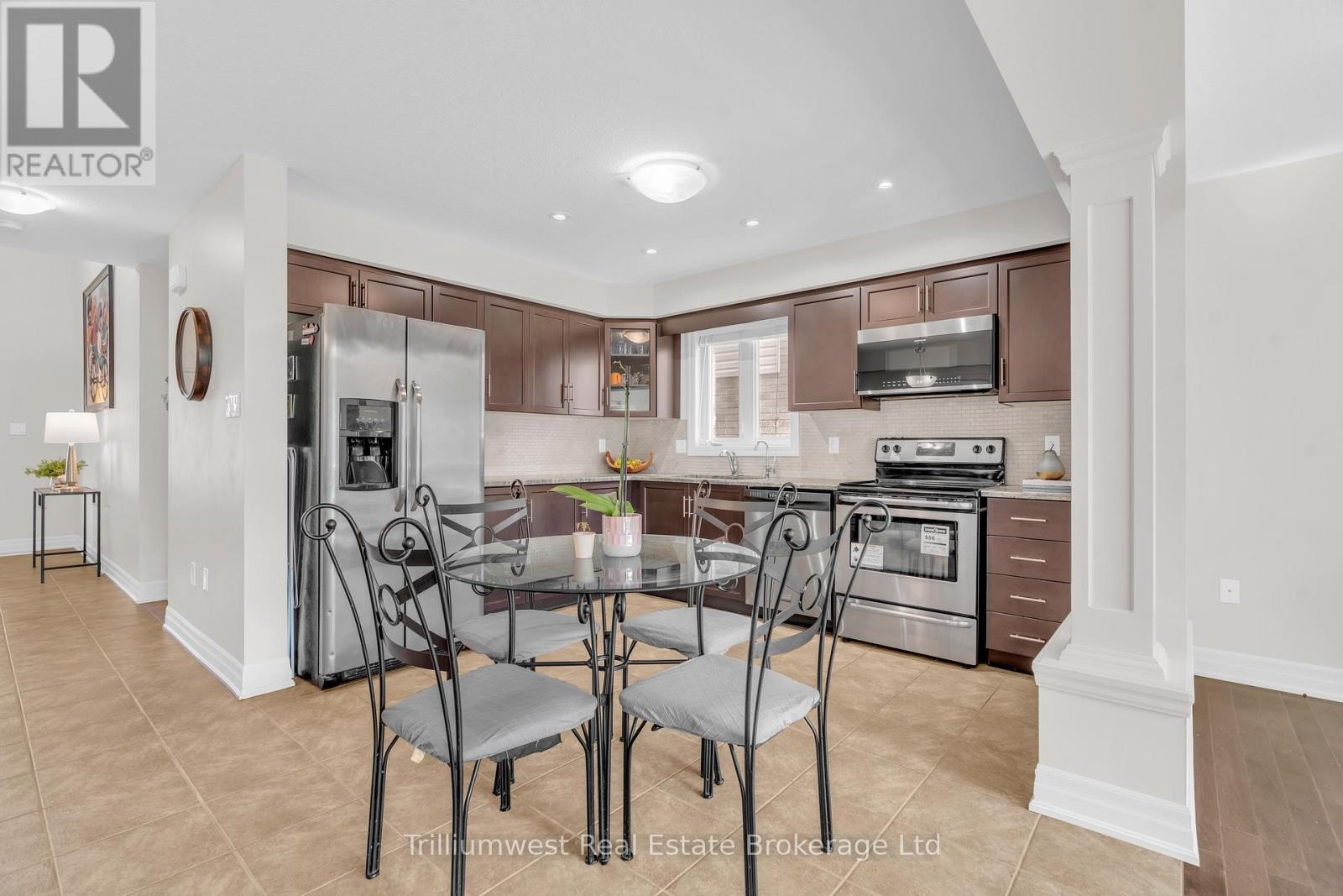 41 Samuel Drive, Guelph, Ontario  N1L 0K1 - Photo 7 - X12441860
