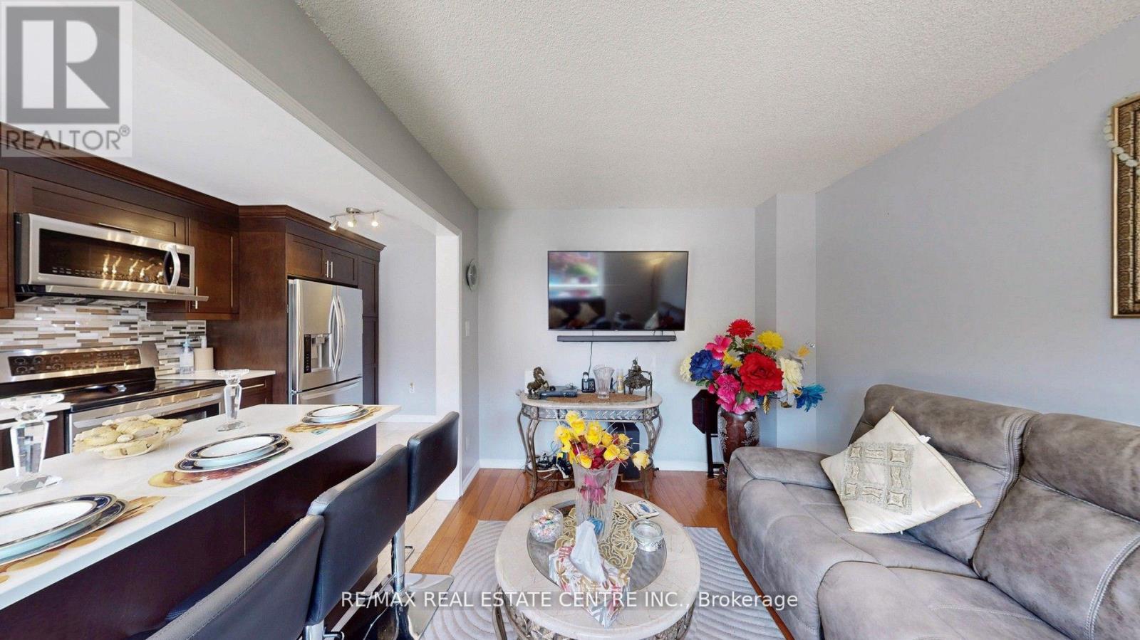 6899 Bansbridge Crescent, Mississauga (Lisgar), Ontario  L5N 6T1 - Photo 11 - W12441815