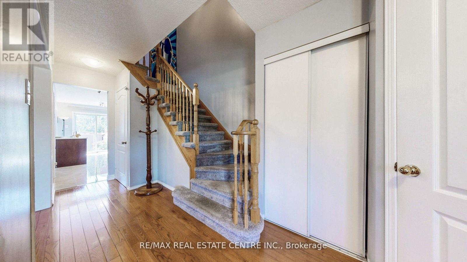 6899 Bansbridge Crescent, Mississauga (Lisgar), Ontario  L5N 6T1 - Photo 22 - W12441815