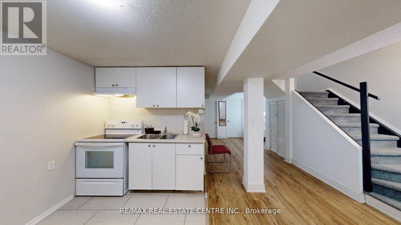 6899 Bansbridge Crescent, Mississauga (Lisgar), Ontario  L5N 6T1 - Photo 39 - W12441815
