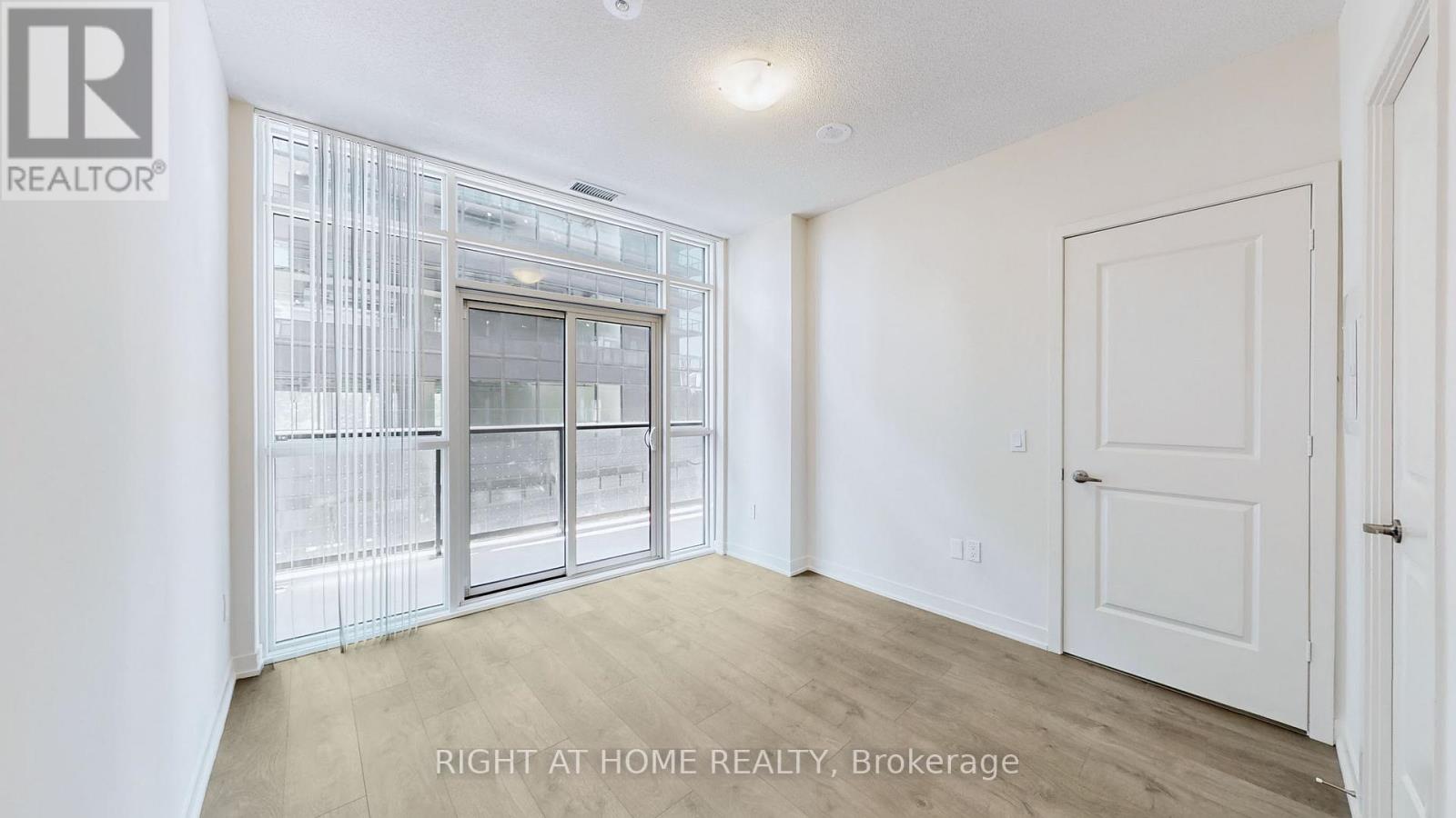 408 - 38 Annie Craig Drive, Toronto, Ontario  M8V 0G9 - Photo 7 - W12441818