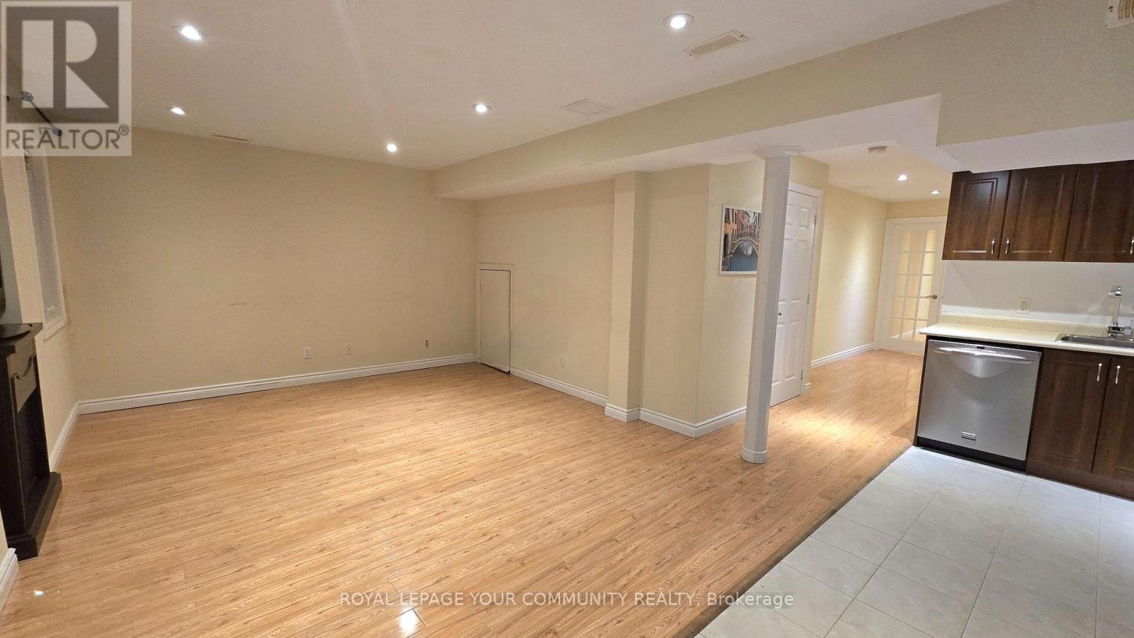 Lower - 20 Seiffer Crescent, Richmond Hill, Ontario  L4E 0J1 - Photo 12 - N12441748