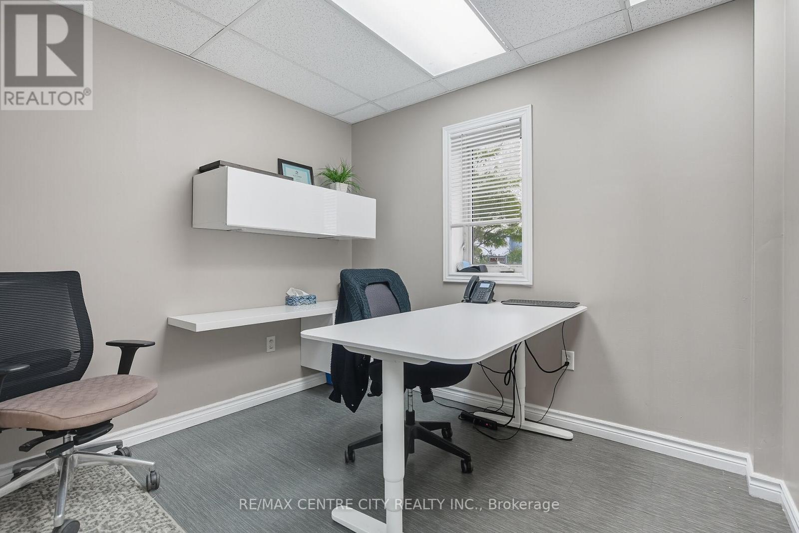 330 Sovereign Road, London East, Ontario  N6M 1A8 - Photo 14 - X12441853