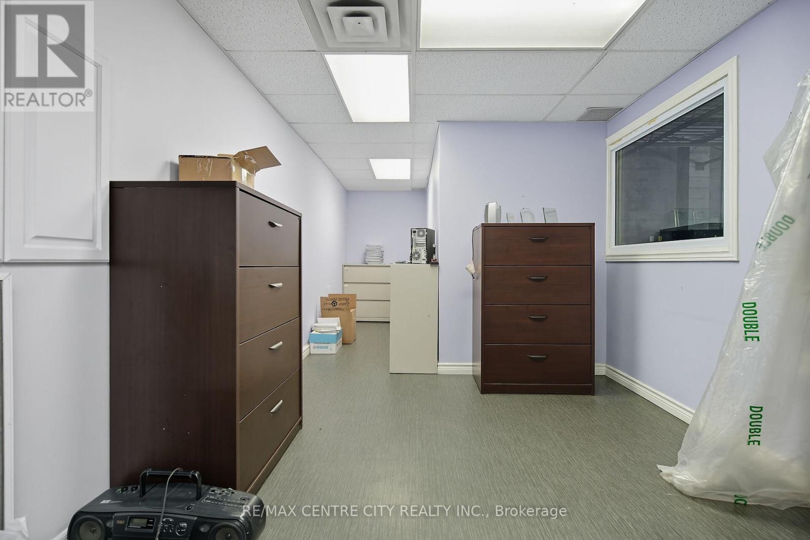 330 Sovereign Road, London East, Ontario  N6M 1A8 - Photo 22 - X12441853