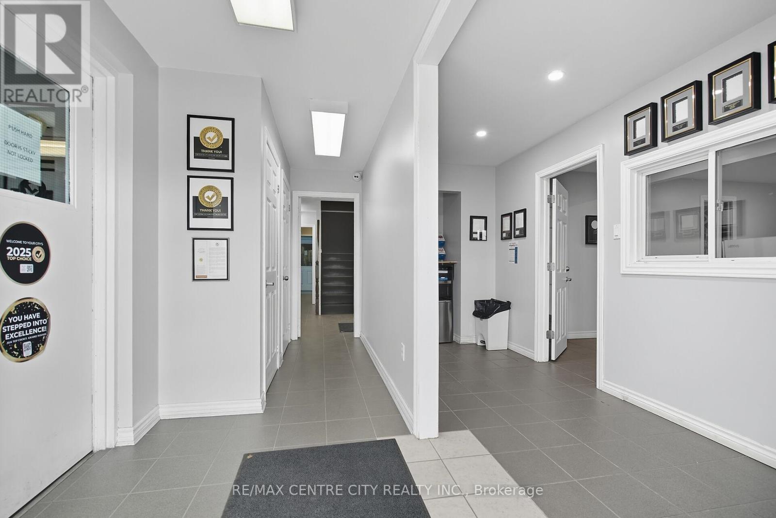 330 Sovereign Road, London East, Ontario  N6M 1A8 - Photo 25 - X12441853