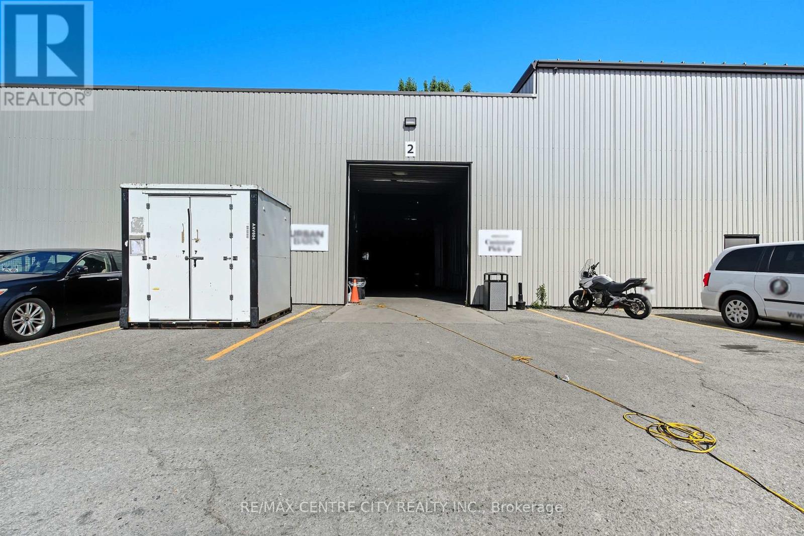 330 Sovereign Road, London East, Ontario  N6M 1A8 - Photo 4 - X12441853