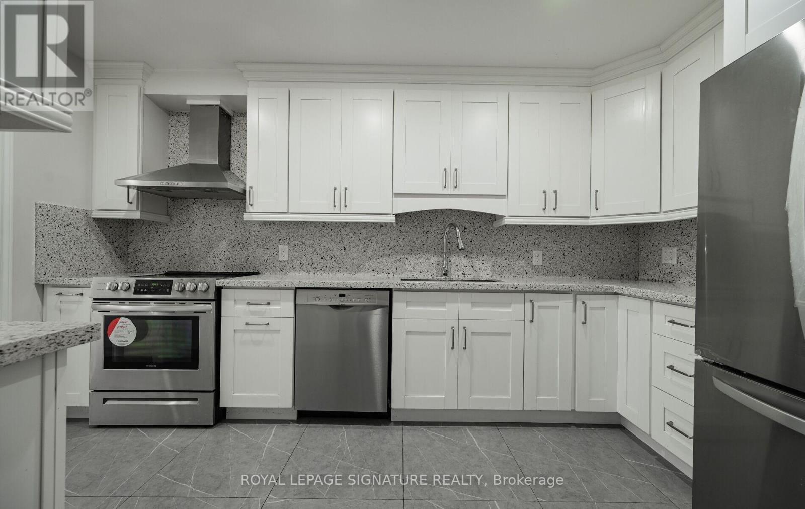 24 - 2700 Battleford Road, Mississauga, Ontario  L5N 2S7 - Photo 46 - W12440883
