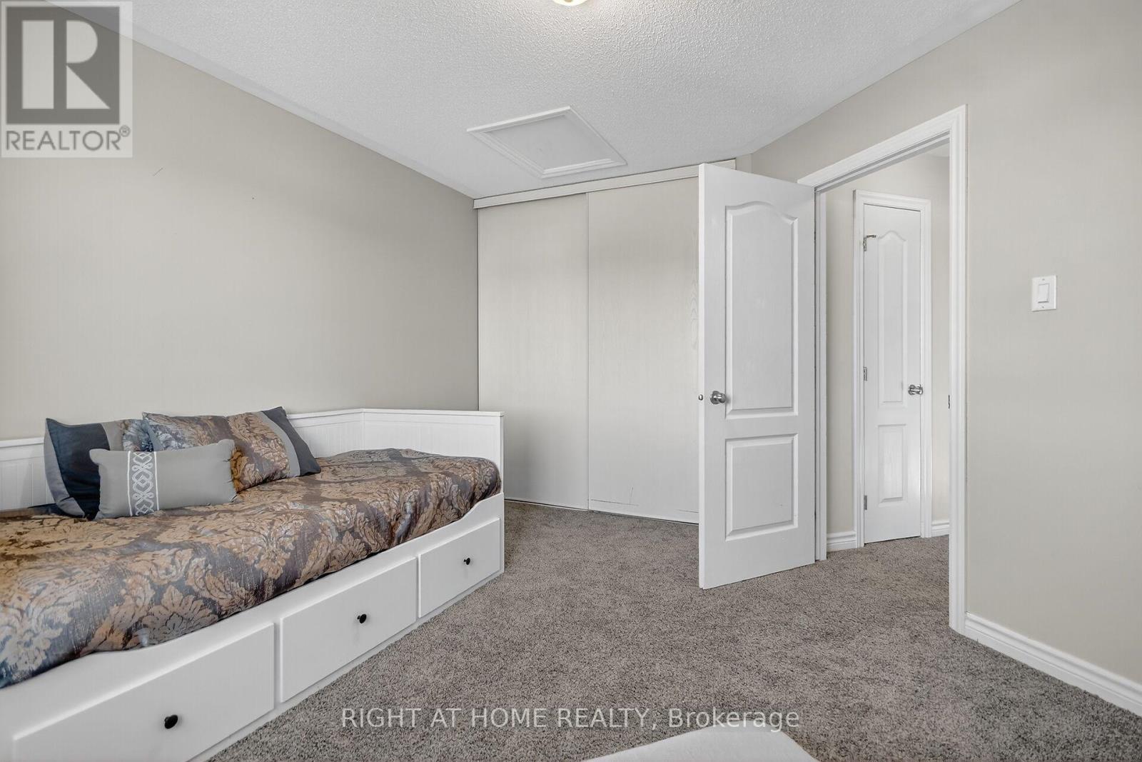 42 Frieday Street, Arnprior, Ontario  K7S 0A6 - Photo 25 - X12441849