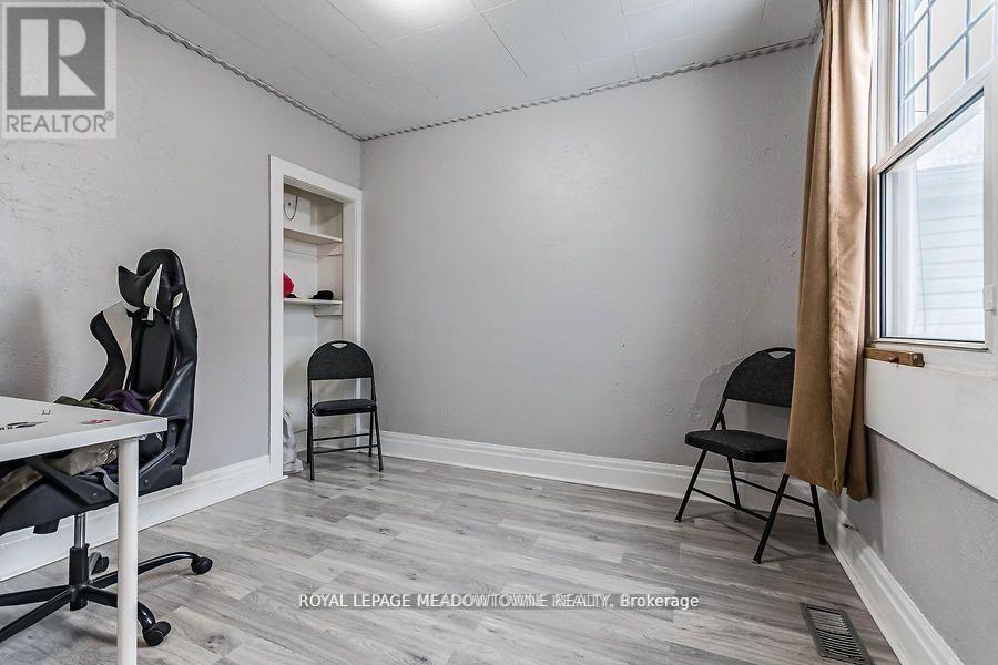 77 Province Street N, Hamilton (Crown Point), Ontario  L8H 4H5 - Photo 19 - X12441825