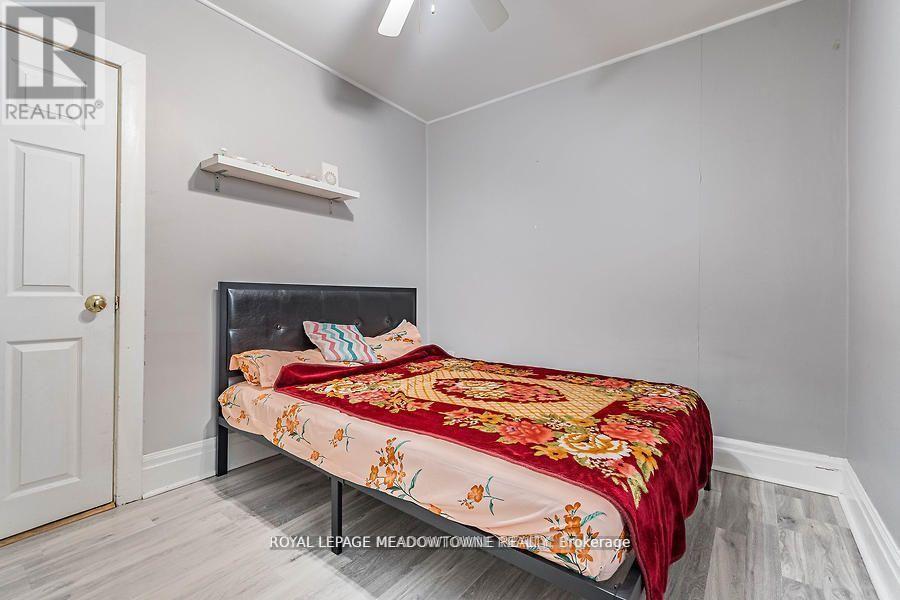 77 Province Street N, Hamilton (Crown Point), Ontario  L8H 4H5 - Photo 23 - X12441825