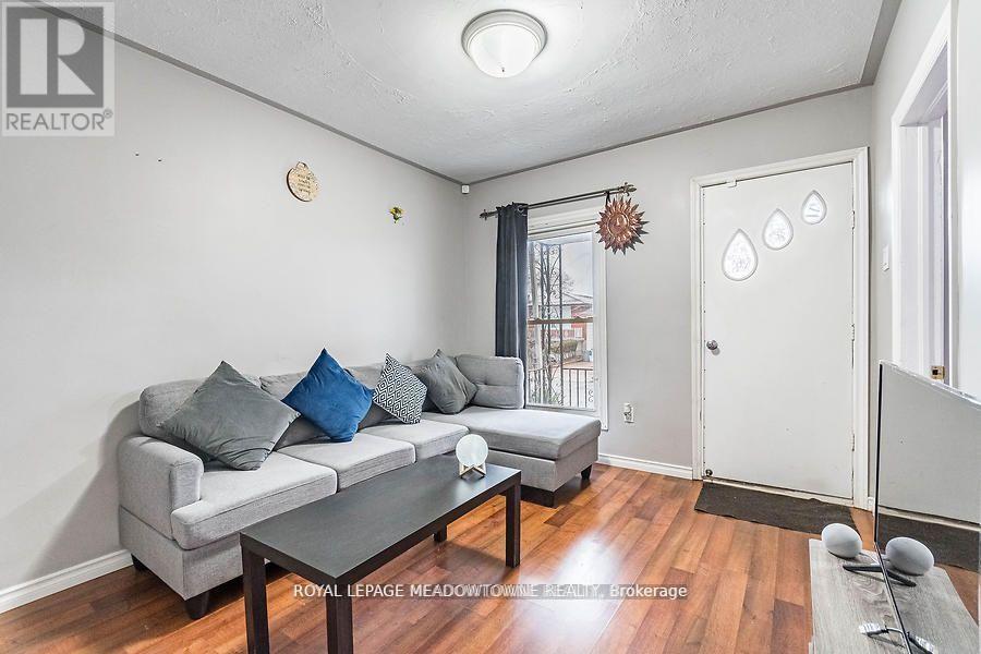 77 Province Street N, Hamilton (Crown Point), Ontario  L8H 4H5 - Photo 7 - X12441825
