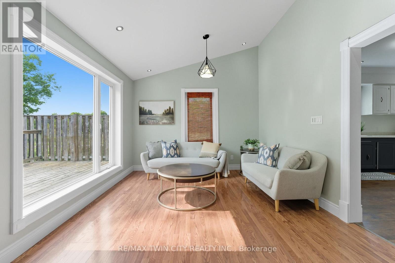 1 Ontario Street, Brantford, Ontario  N3S 2B7 - Photo 12 - X12441830