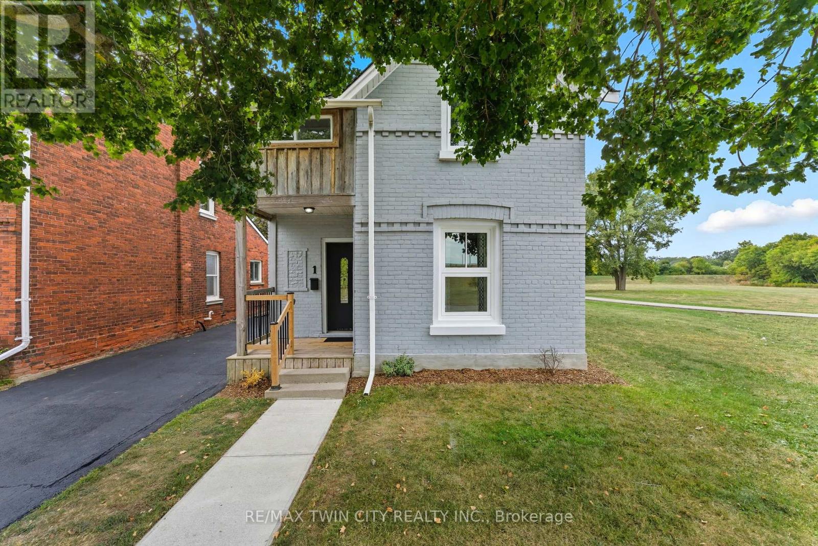 1 Ontario Street, Brantford, Ontario  N3S 2B7 - Photo 3 - X12441830