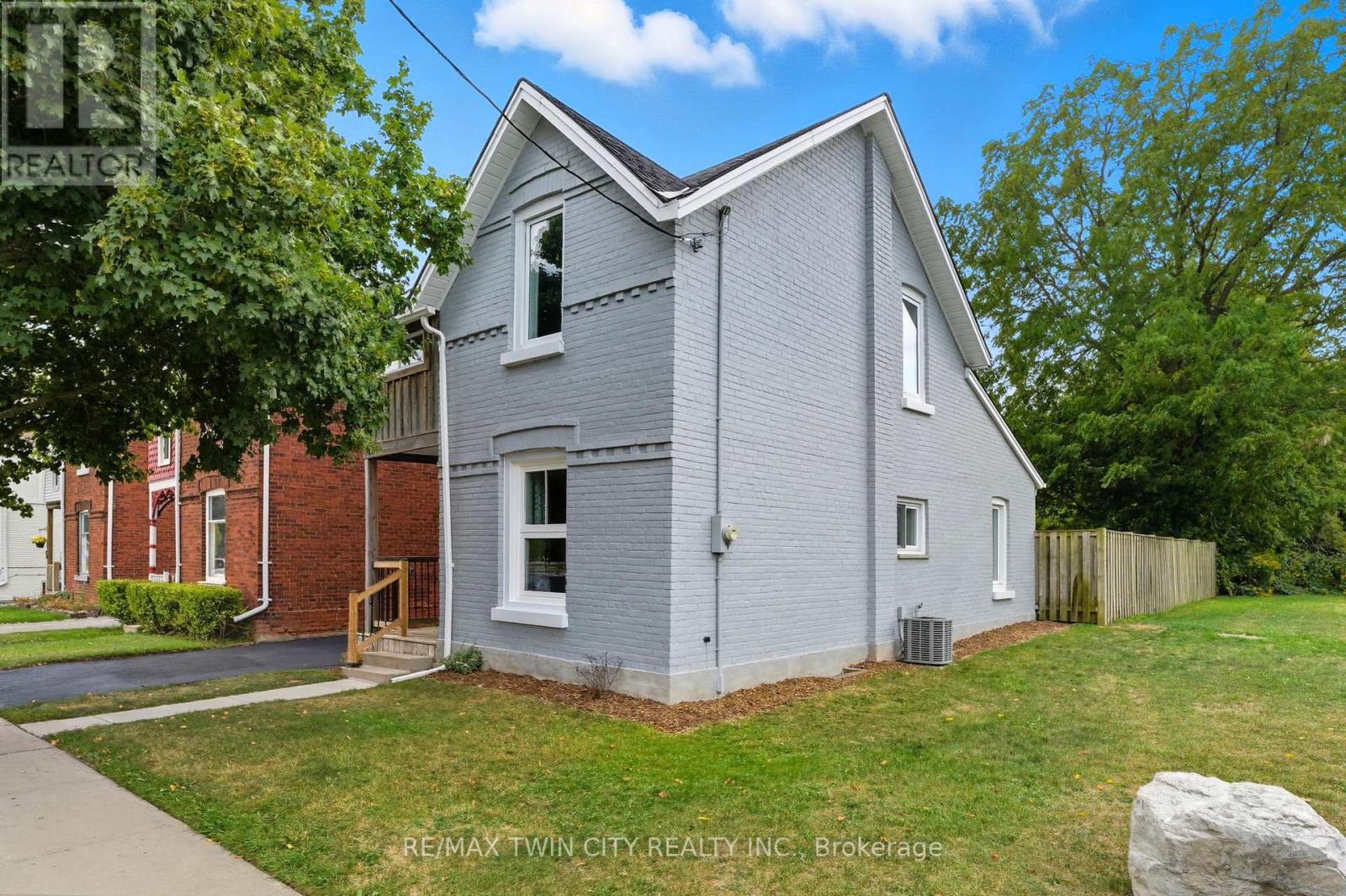 1 Ontario Street, Brantford, Ontario  N3S 2B7 - Photo 4 - X12441830