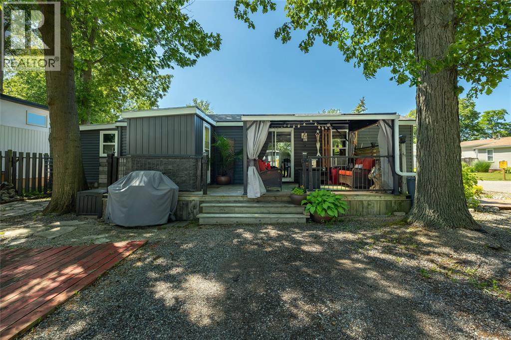 2891 OLD LAKESHORE ROAD Unit# 13, Sarnia, Ontario