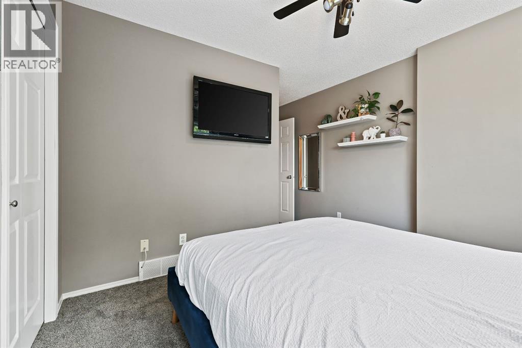 82 Erin Grove Se, Calgary, Alberta  T2B 3L2 - Photo 30 - A2252471