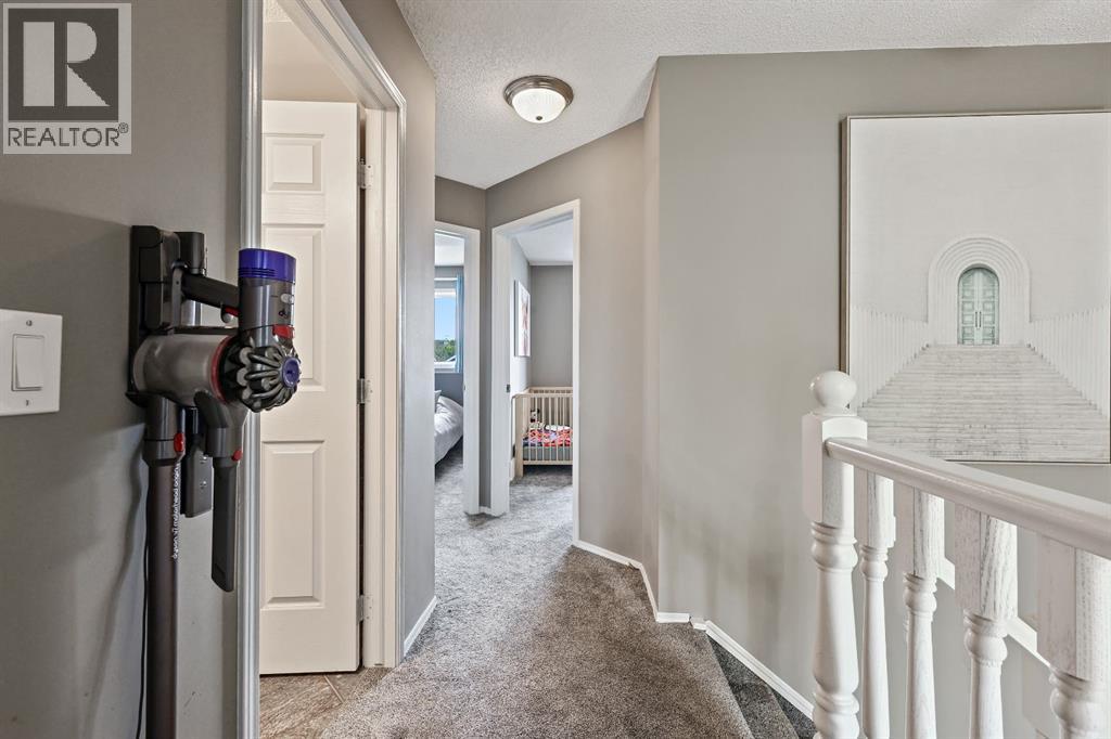 82 Erin Grove Se, Calgary, Alberta  T2B 3L2 - Photo 27 - A2252471