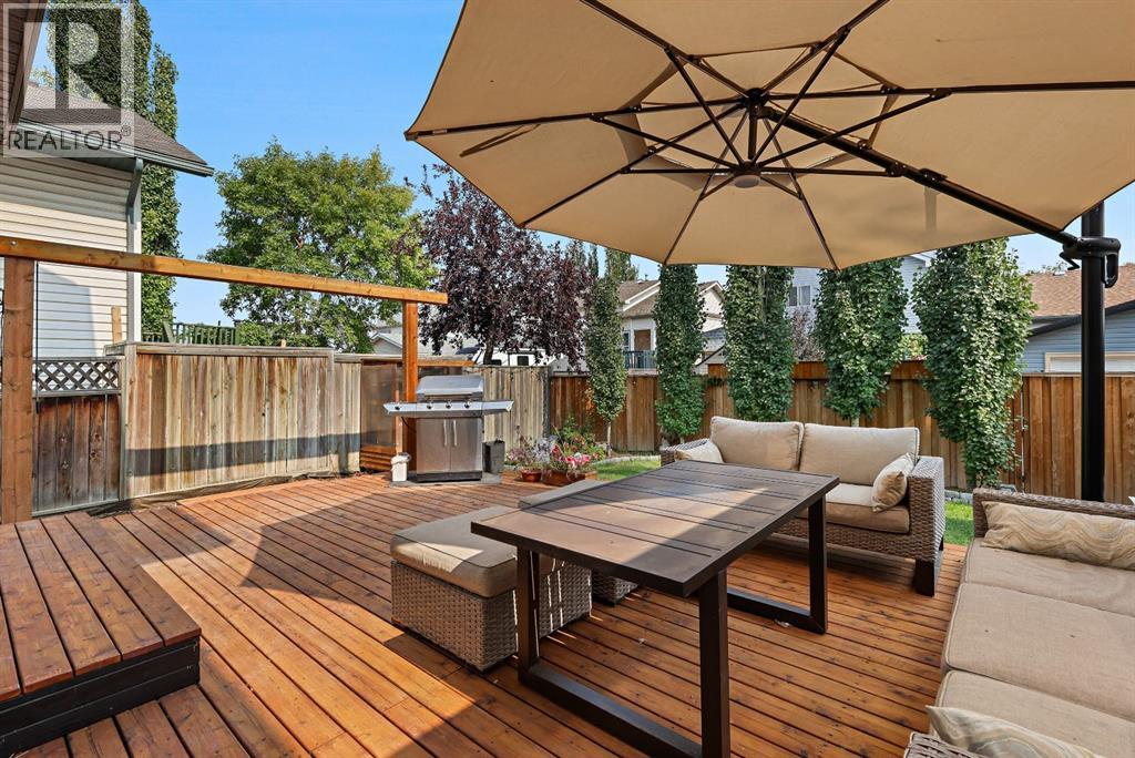 82 Erin Grove Se, Calgary, Alberta  T2B 3L2 - Photo 9 - A2252471