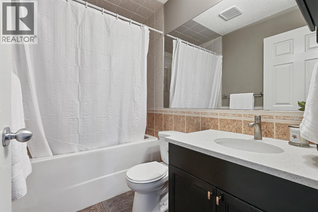 82 Erin Grove Se, Calgary, Alberta  T2B 3L2 - Photo 31 - A2252471