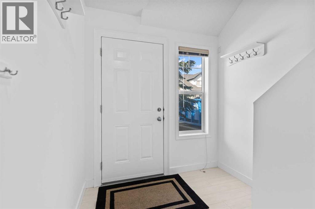 85 Panatella Villas Nw, Calgary, Alberta  T3K 0G6 - Photo 3 - A2258741