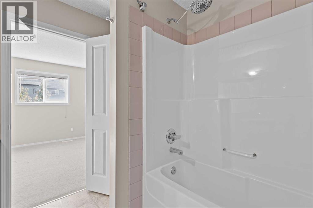 85 Panatella Villas Nw, Calgary, Alberta  T3K 0G6 - Photo 15 - A2258741