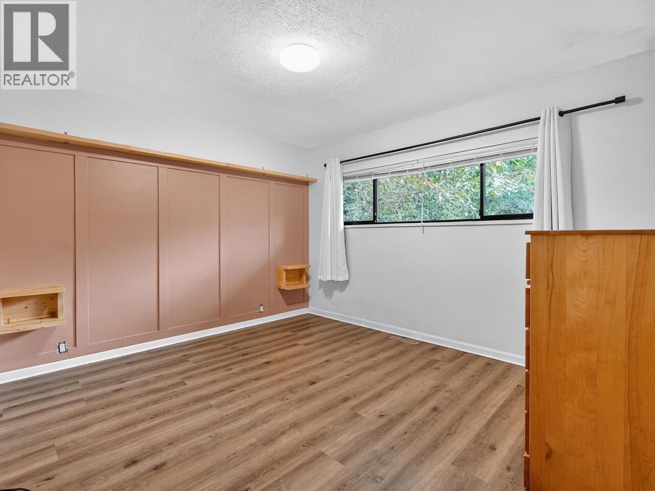 7259 Barnet Road, Burnaby, British Columbia  V5A 1E3 - Photo 10 - R3054844