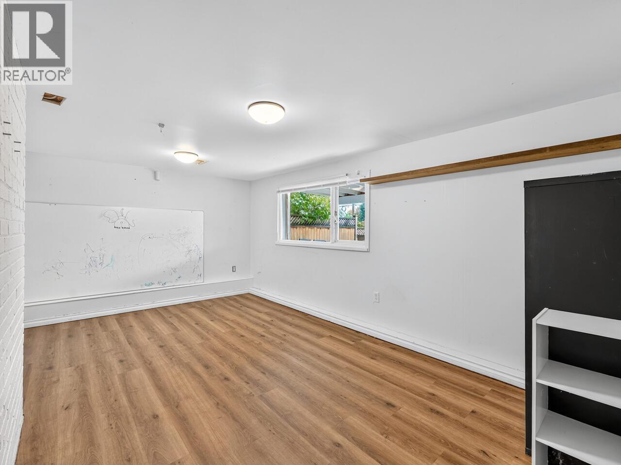 7259 Barnet Road, Burnaby, British Columbia  V5A 1E3 - Photo 15 - R3054844