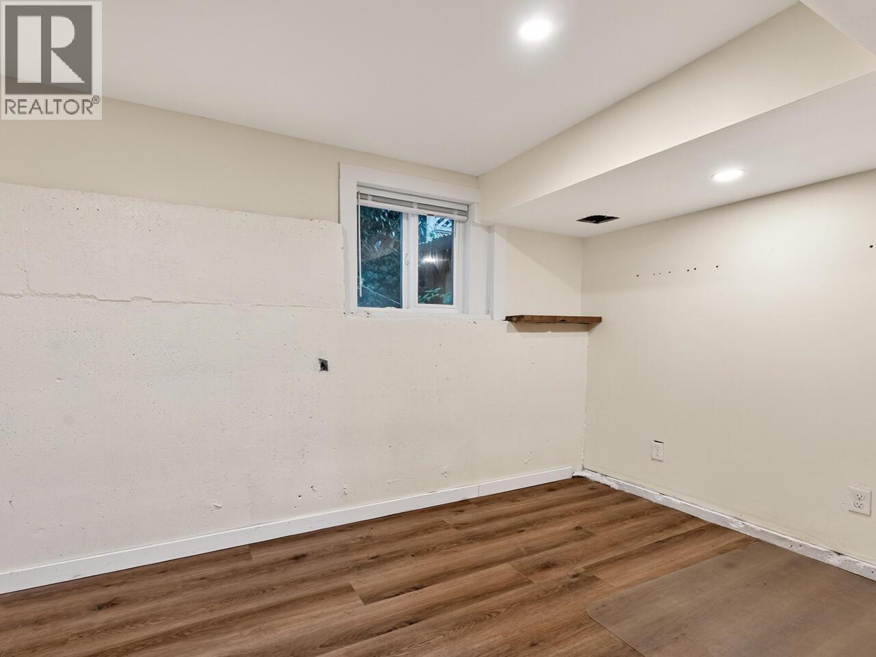 7259 Barnet Road, Burnaby, British Columbia  V5A 1E3 - Photo 18 - R3054844