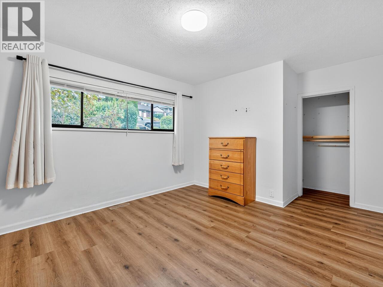 7259 Barnet Road, Burnaby, British Columbia  V5A 1E3 - Photo 11 - R3054844