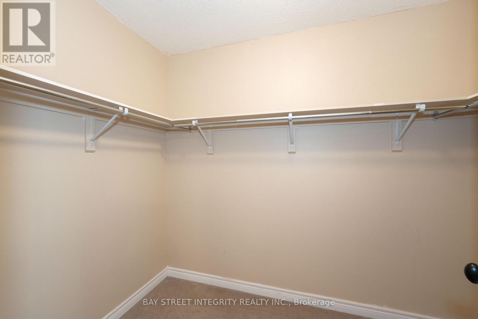 2413 Grand Oak Trail, Oakville, Ontario  L6M 0J4 - Photo 26 - W12439044