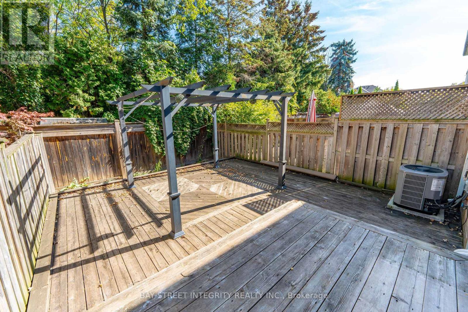 2413 Grand Oak Trail, Oakville, Ontario  L6M 0J4 - Photo 37 - W12439044