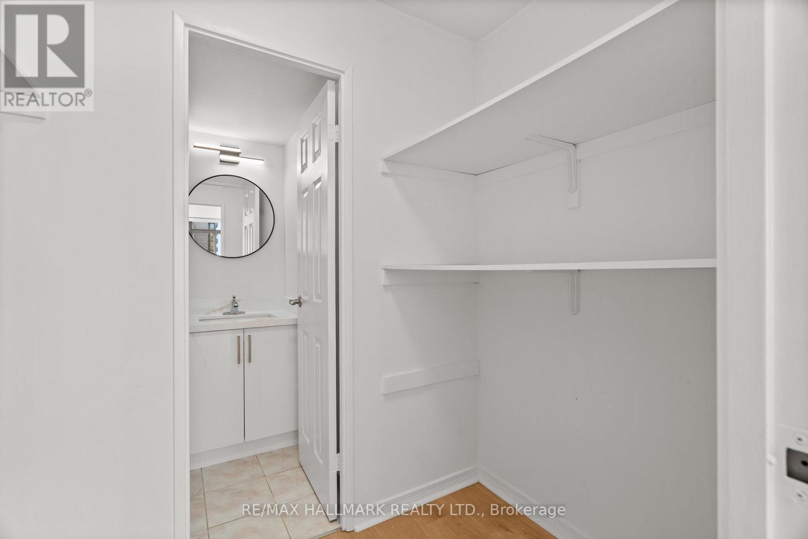 1805 - 3300 Don Mills Road, Toronto (Don Valley Village), Ontario  M2J 4X7 - Photo 17 - C12441845