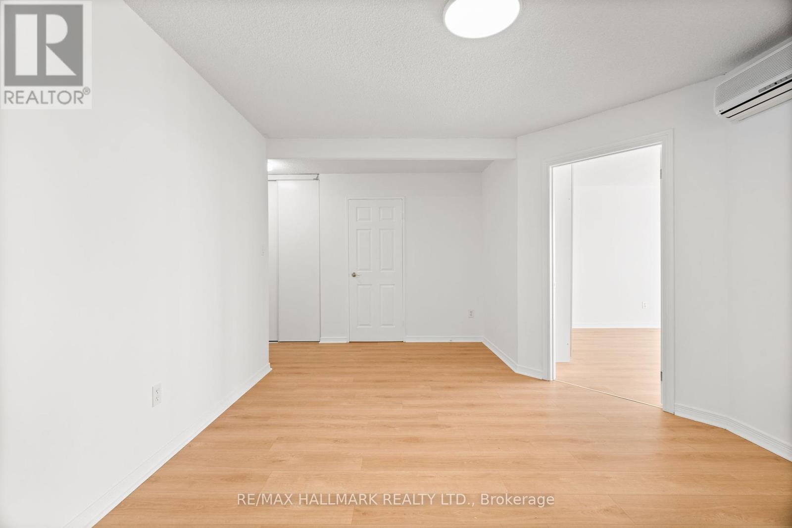 1805 - 3300 Don Mills Road, Toronto (Don Valley Village), Ontario  M2J 4X7 - Photo 5 - C12441845