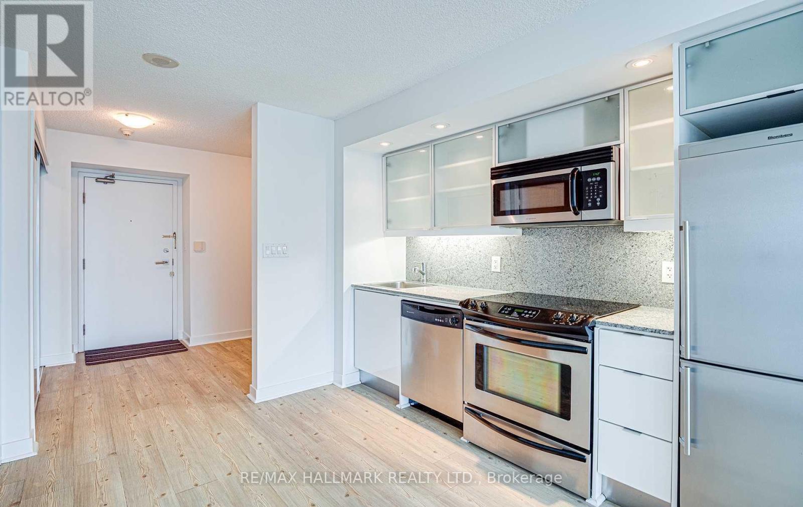 4509 - 25 Telegram Mews, Toronto, Ontario  M5V 3Z1 - Photo 8 - C12441863