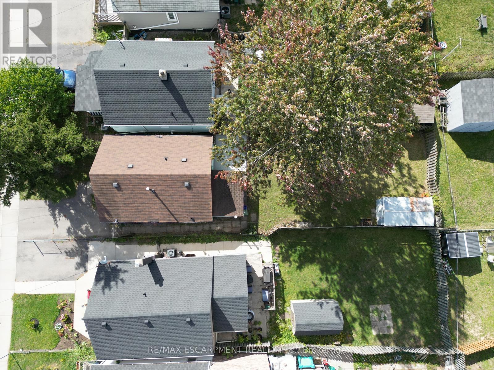 317 Brunswick Street, Hamilton, Ontario  L8H 6R8 - Photo 14 - X12441676