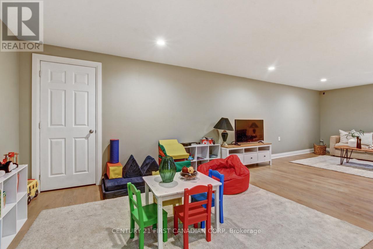 1447 Kains Woods Terrace, London South, Ontario  N6K 4Z6 - Photo 33 - X12439392
