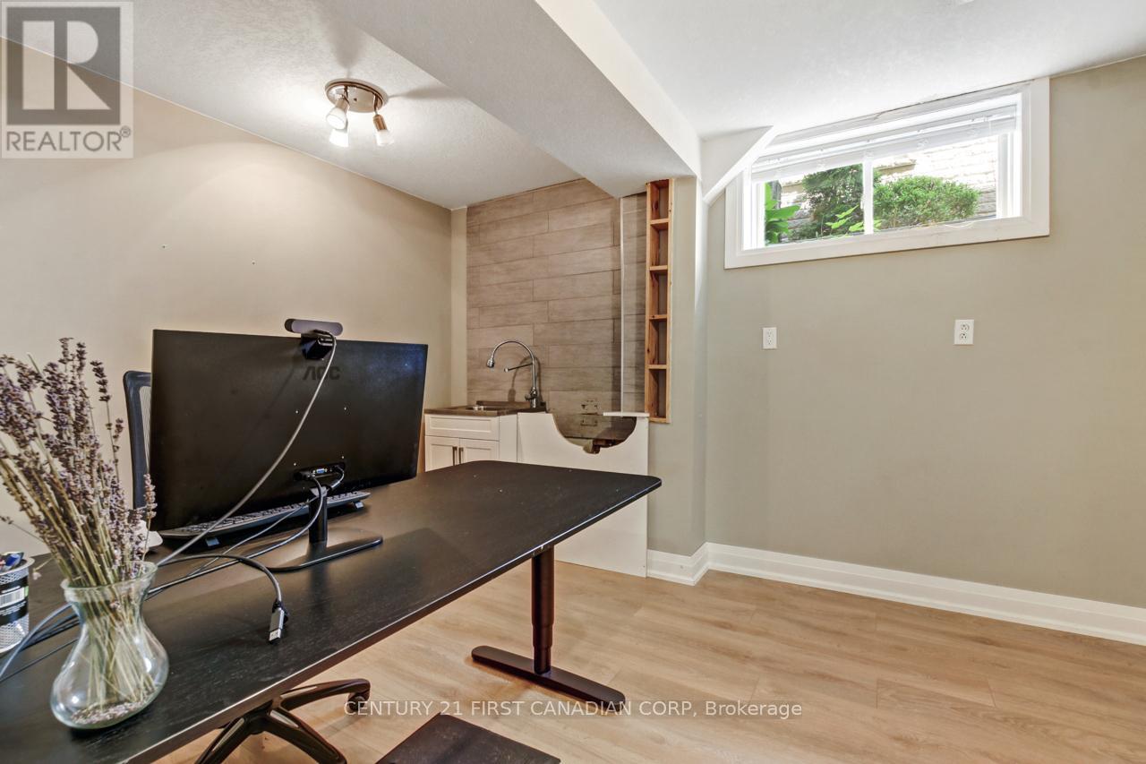 1447 Kains Woods Terrace, London South, Ontario  N6K 4Z6 - Photo 37 - X12439392