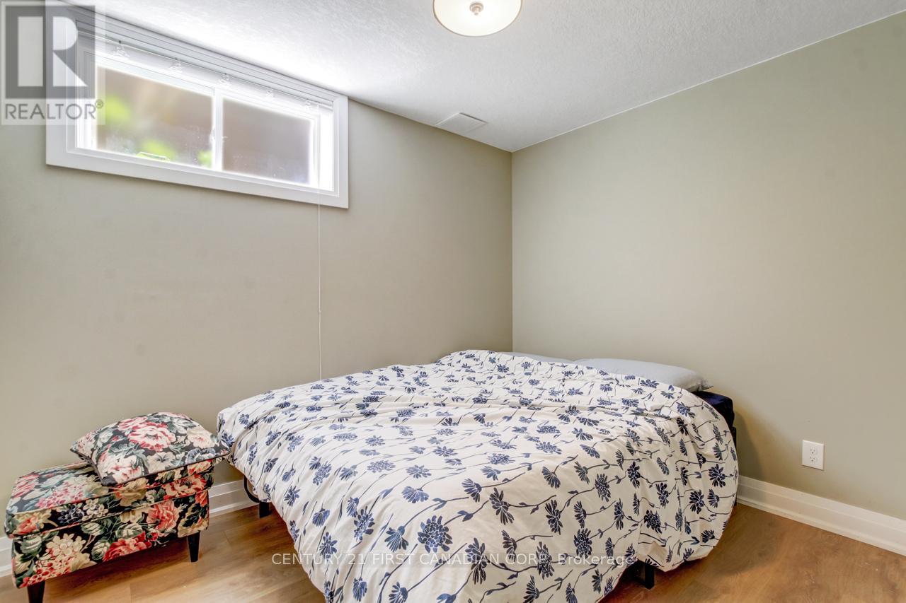 1447 Kains Woods Terrace, London South, Ontario  N6K 4Z6 - Photo 42 - X12439392