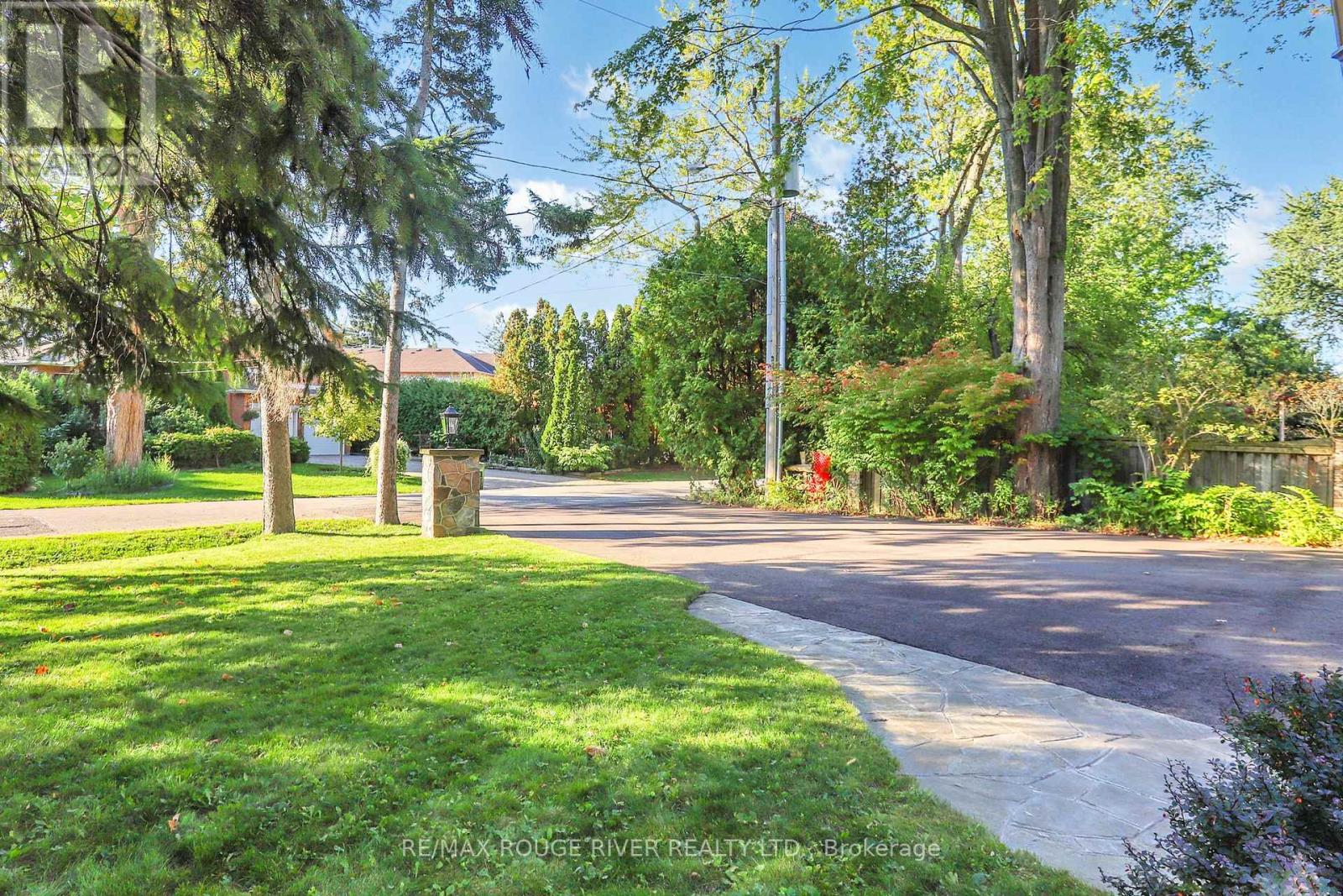 300 Taylor Road, Toronto (Rouge), Ontario  M1C 2R6 - Photo 4 - E12441858