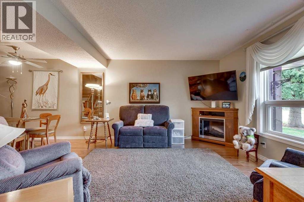 4313 46a Avenue, Red Deer, Alberta  T4N 6T7 - Photo 4 - A2261639
