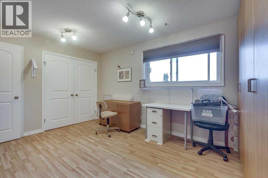 4313 46a Avenue, Red Deer, Alberta  T4N 6T7 - Photo 25 - A2261639