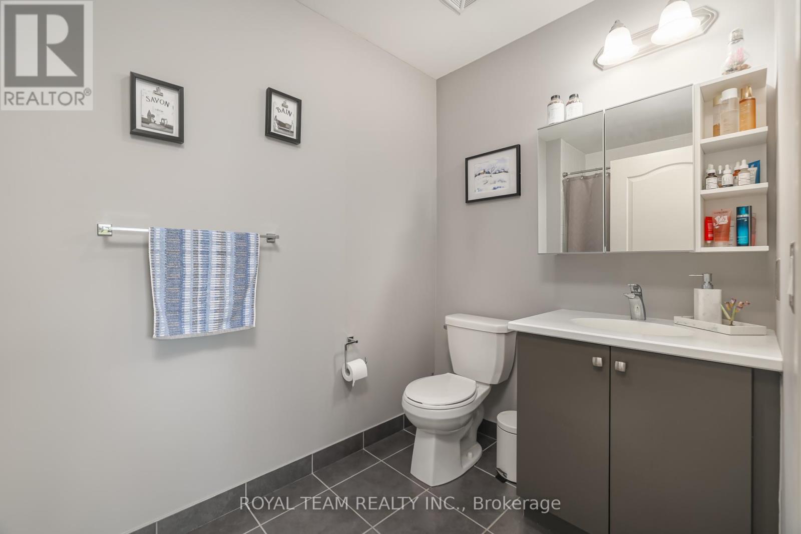 307 - 555 William Graham Drive, Aurora, Ontario  L4G 7C4 - Photo 22 - N12441835