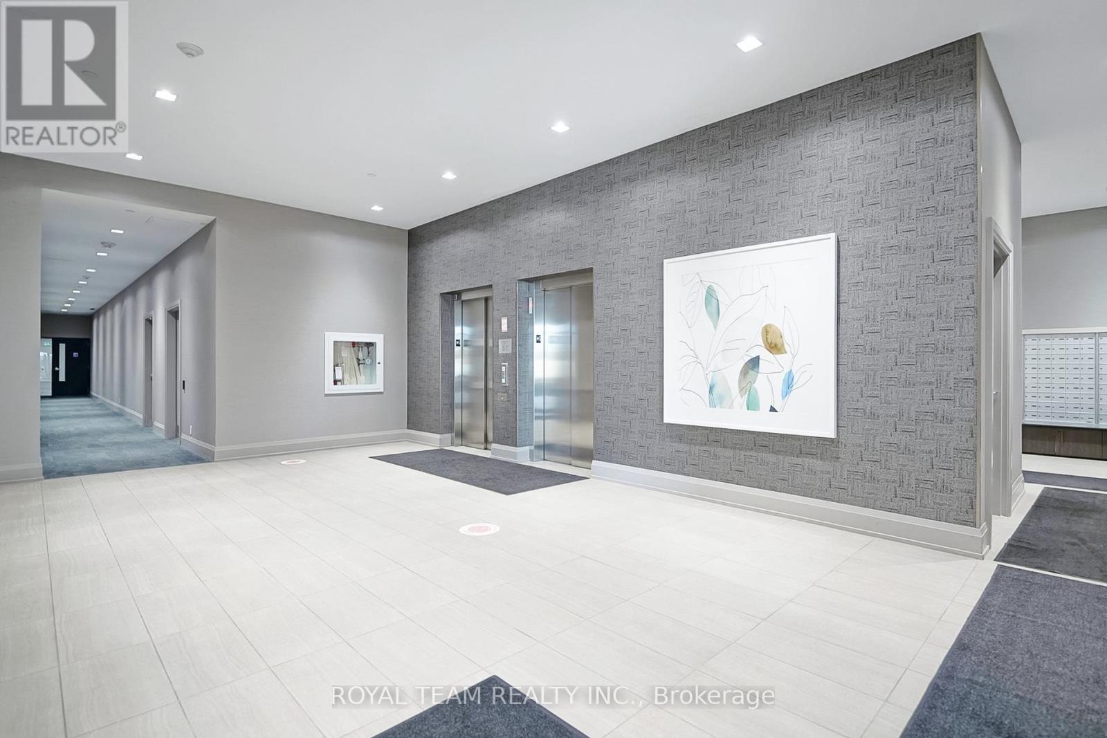 307 - 555 William Graham Drive, Aurora, Ontario  L4G 7C4 - Photo 6 - N12441835